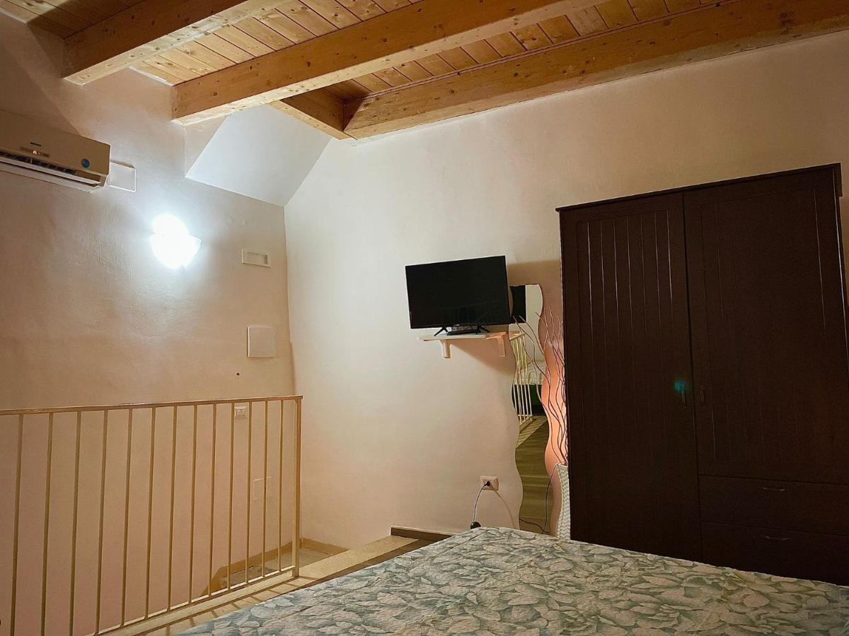 B&B Golfo Incantato - 比谢列 外观 照片